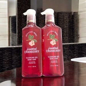 🆕Bath and Body Works Frosted Cranberry Gel Hand Soap
